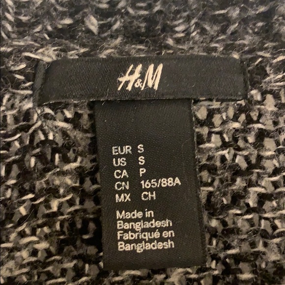 Cropped sleeve cardigan - Picture 2 of 3